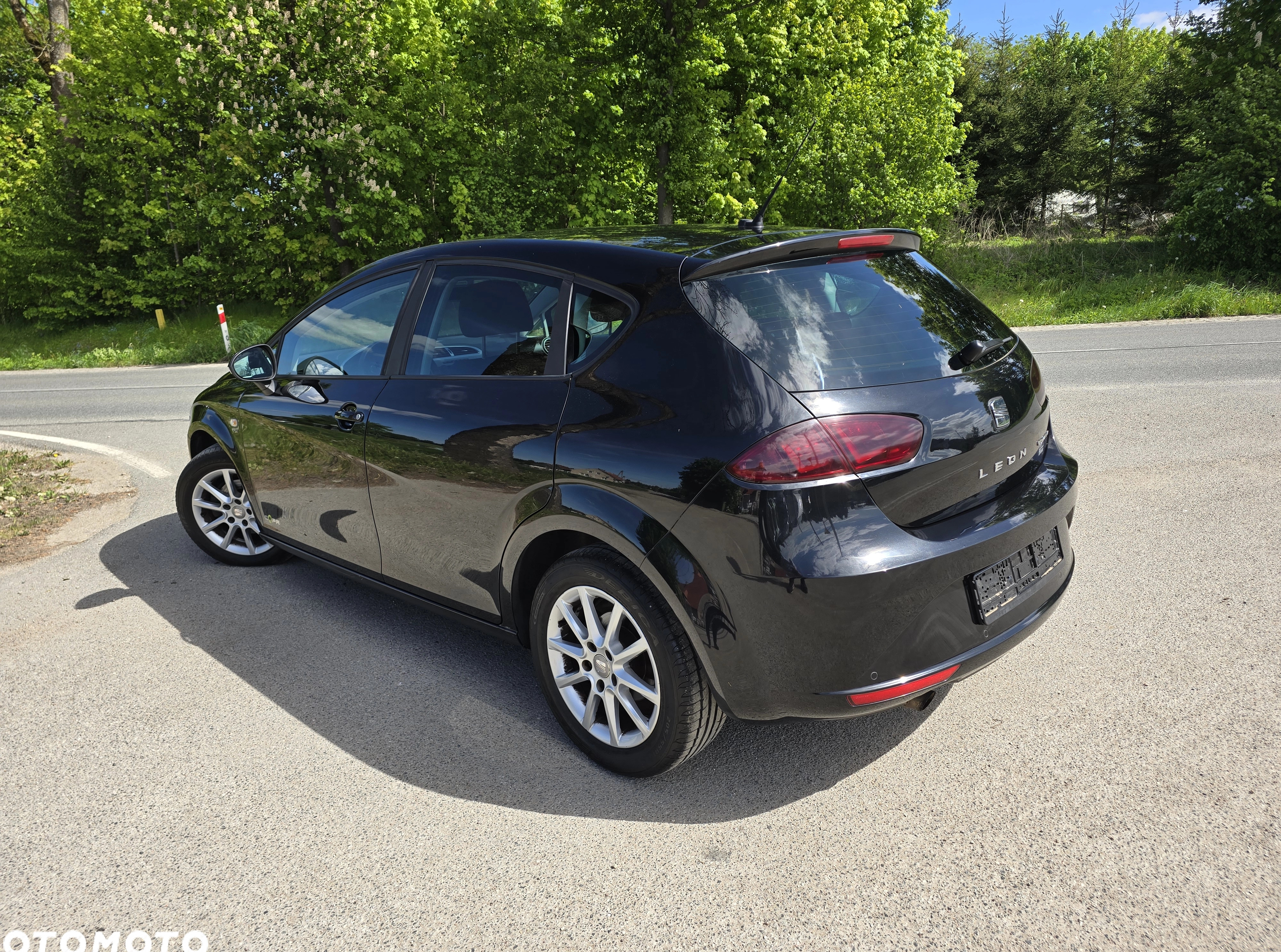 Seat Leon cena 22900 przebieg: 187000, rok produkcji 2012 z Mrągowo małe 781